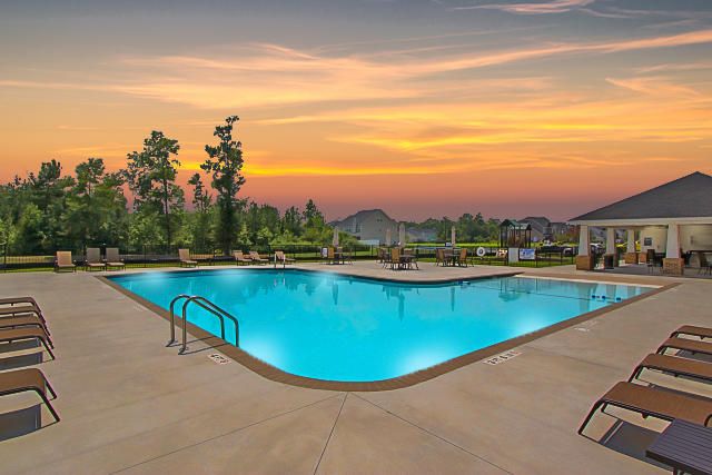 216 Whirlaway Dr, Moncks Corner, SC 29461