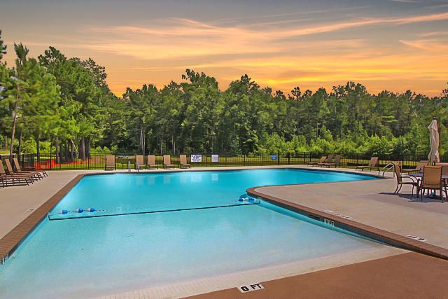 205 Whirlaway Dr, Moncks Corner, SC 29461