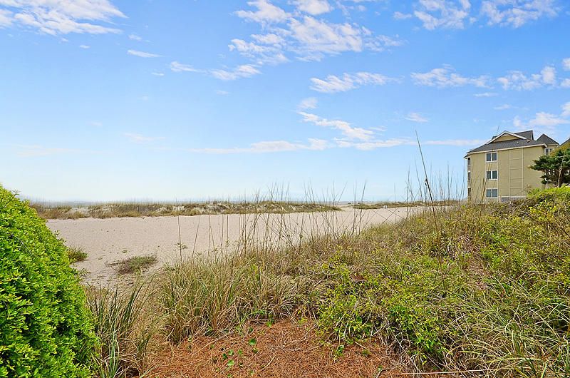 103 Port O Call #D, Isle Of Palms, SC 29451