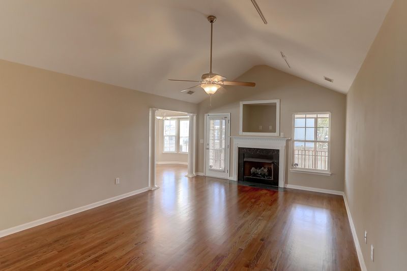 1152 Clearspring Dr, Charleston, SC 29412