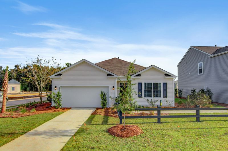 610 Wayton Cir, Moncks Corner, SC 29461