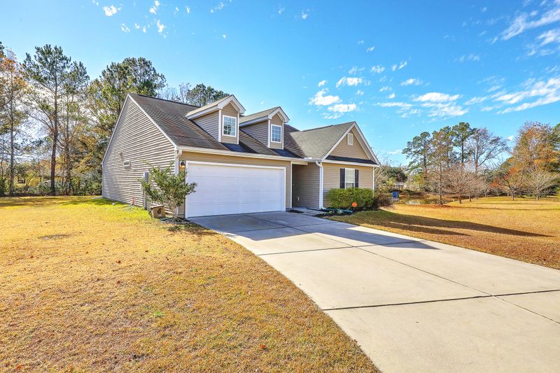 141 St Charles Way, Goose Creek, SC 29445