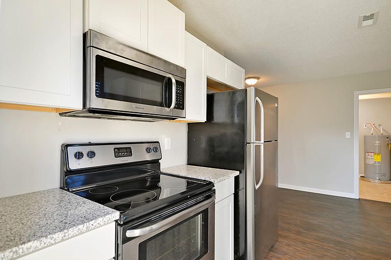 107 Juniper Ct, Moncks Corner, SC 29461