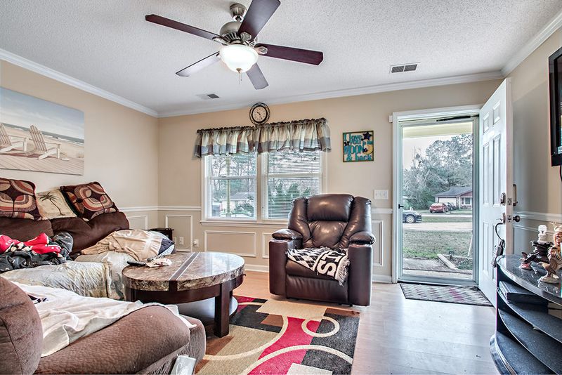 114 Beatrice Ln, Summerville, SC 29485
