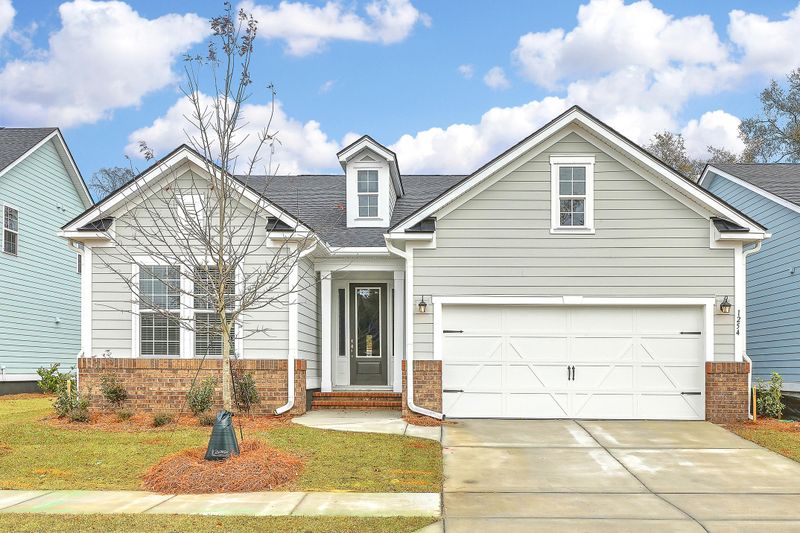 1254 Gannett Rd, Mount Pleasant, SC 29464