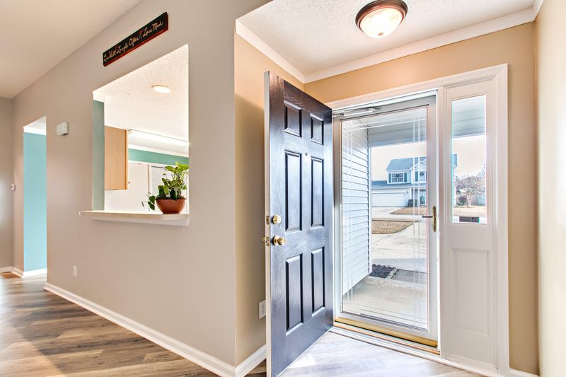 217 Burton Ave, Summerville, SC 29485