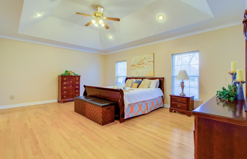 105 River Oak Ln, North Charleston, SC 29418