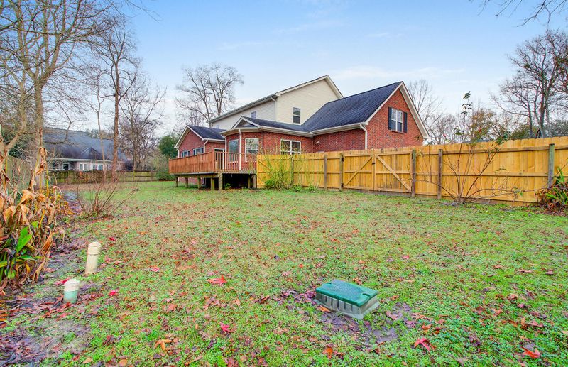 105 River Oak Ln, North Charleston, SC 29418
