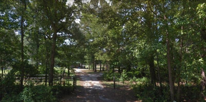 6254 Hyde Park Rd, Ravenel, SC 29470