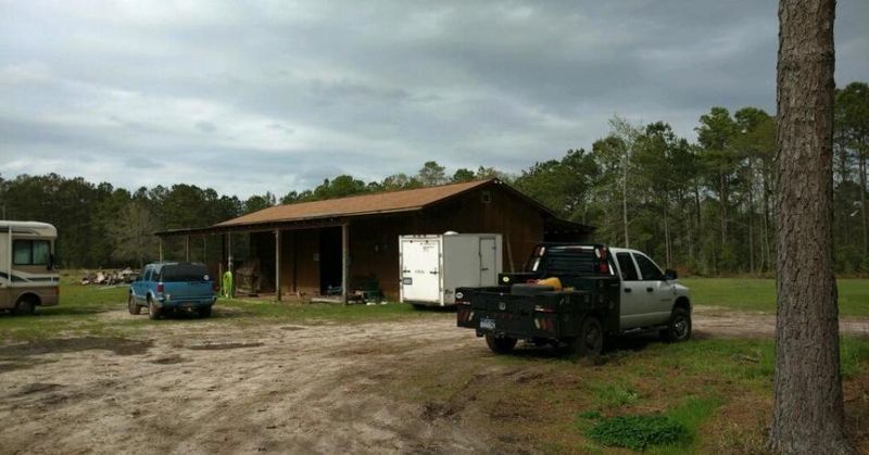 6254 Hyde Park Rd, Ravenel, SC 29470