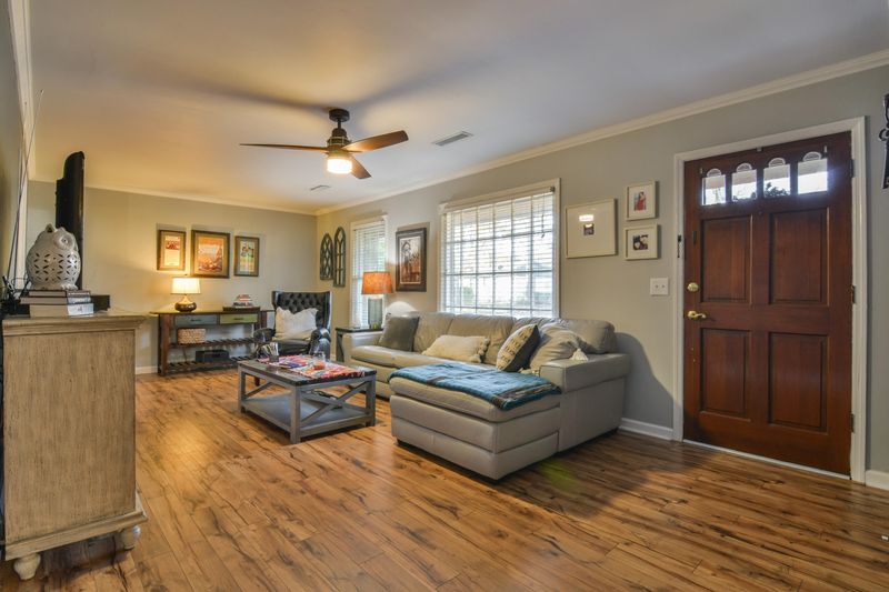 2912 Bienville Rd, North Charleston, SC 29406