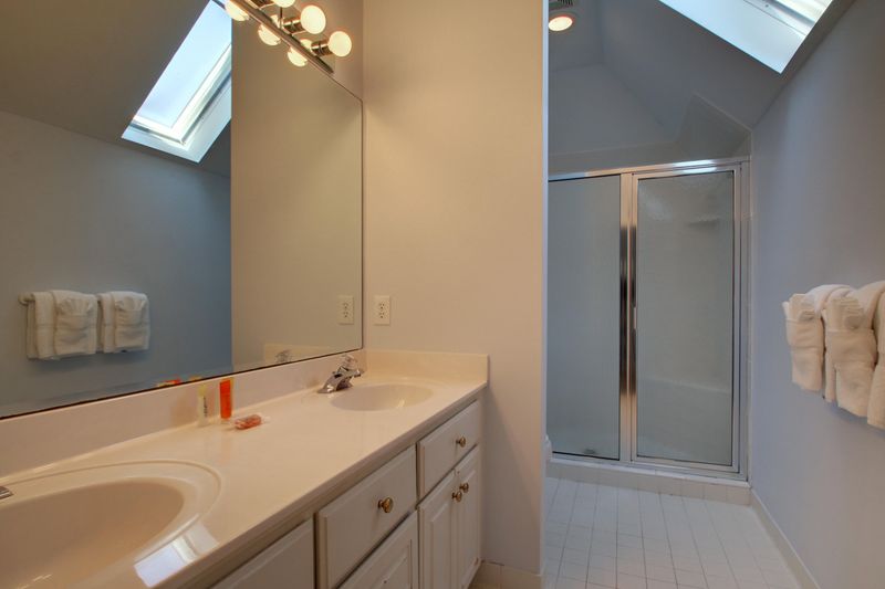 206 Charleston Blvd, Isle Of Palms, SC 29451