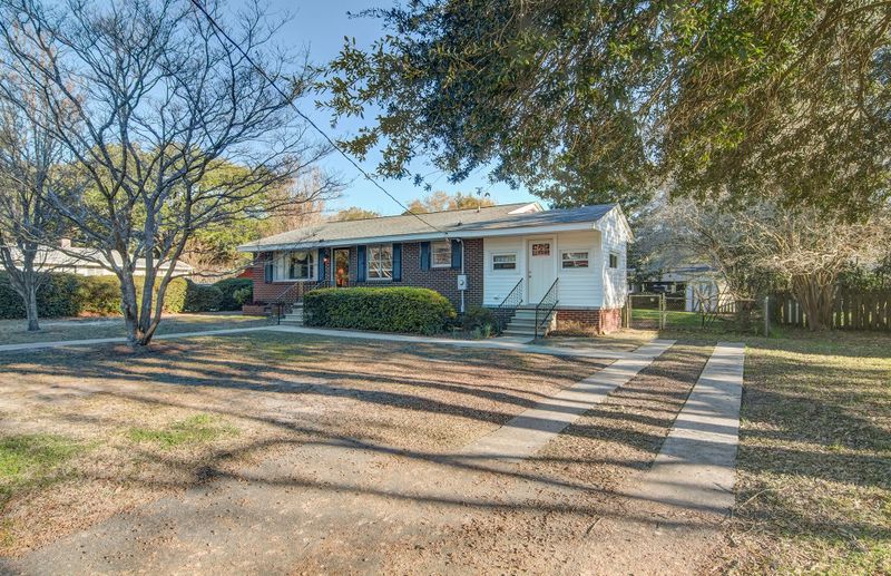 1454 Hindman Ave, Mount Pleasant, SC 29464