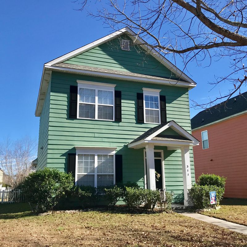 311 Pimpernel St, Summerville, SC 29483