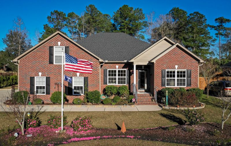 8739 Alexandria Dr, North Charleston, SC 29420