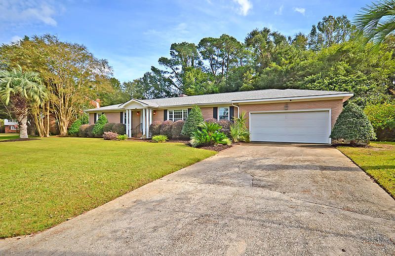 1888 Rugby Ln, Charleston, SC 29407