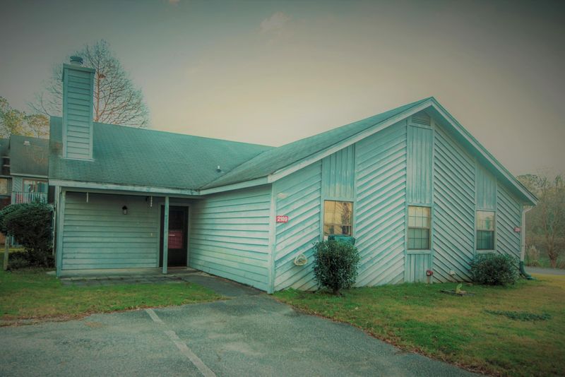 2189 Spoleto Ln, North Charleston, SC 29406