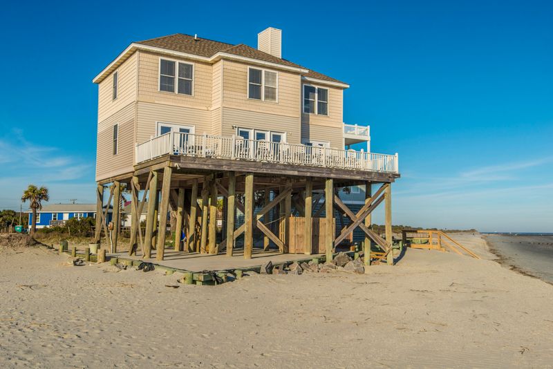 2 Sumter Dr, Folly Beach, SC 29439