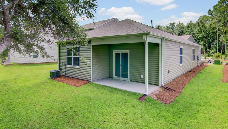 440 Buckhannon Ln, Moncks Corner, SC 29461