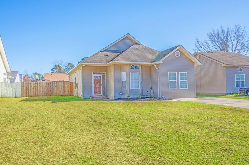 148 Pecan Grove Ave, Goose Creek, SC 29445