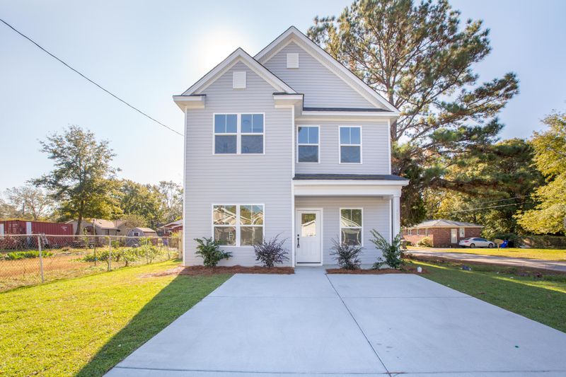 1223 5th Ave, Charleston, SC 29407