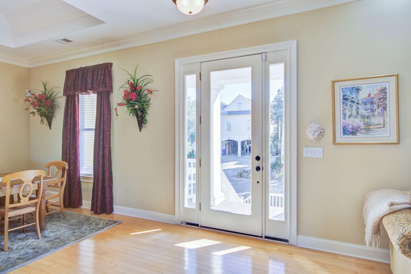 510 W Beach Ct, Folly Beach, SC 29439