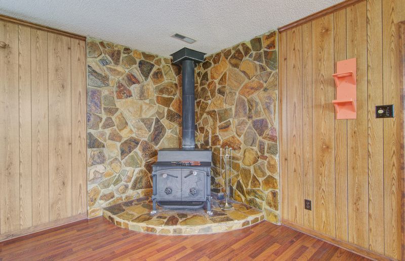 1848 N Highway 15, Saint George, SC 29477
