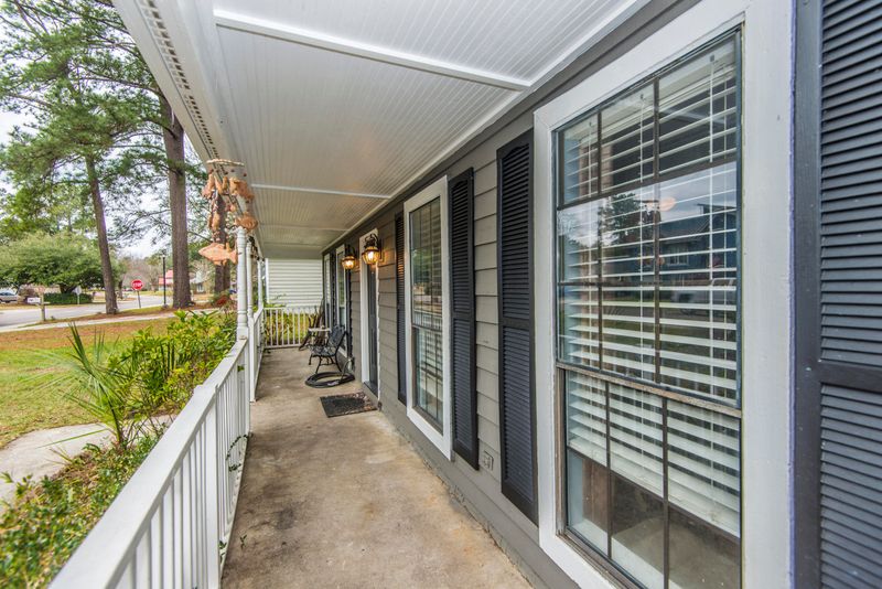 417 Woodward Blvd, Summerville, SC 29483
