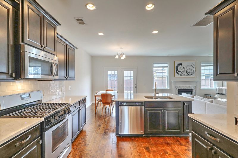 8167 Copperas Hill Dr, Charleston, SC 29406