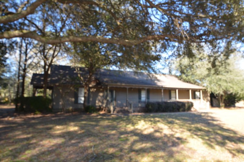 1004 Millies Way Dr, Moncks Corner, SC 29461