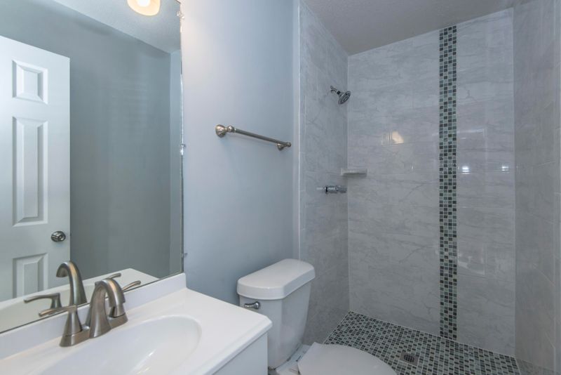 2040 Rondo St #I, Charleston, SC 29414