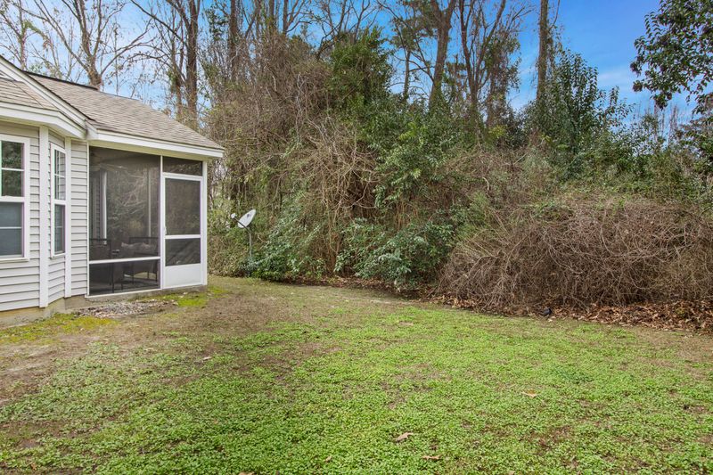 7944 Shadow Oak Dr, North Charleston, SC 29406