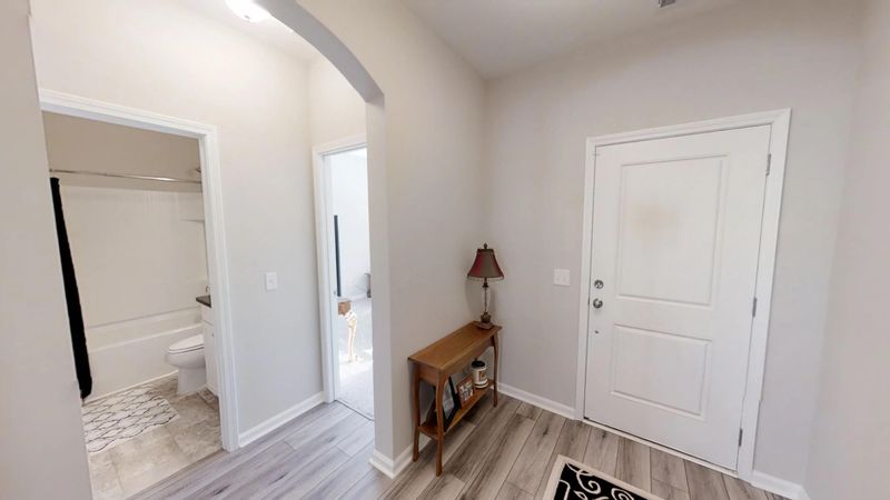143 Firethorn Dr, Goose Creek, SC 29445