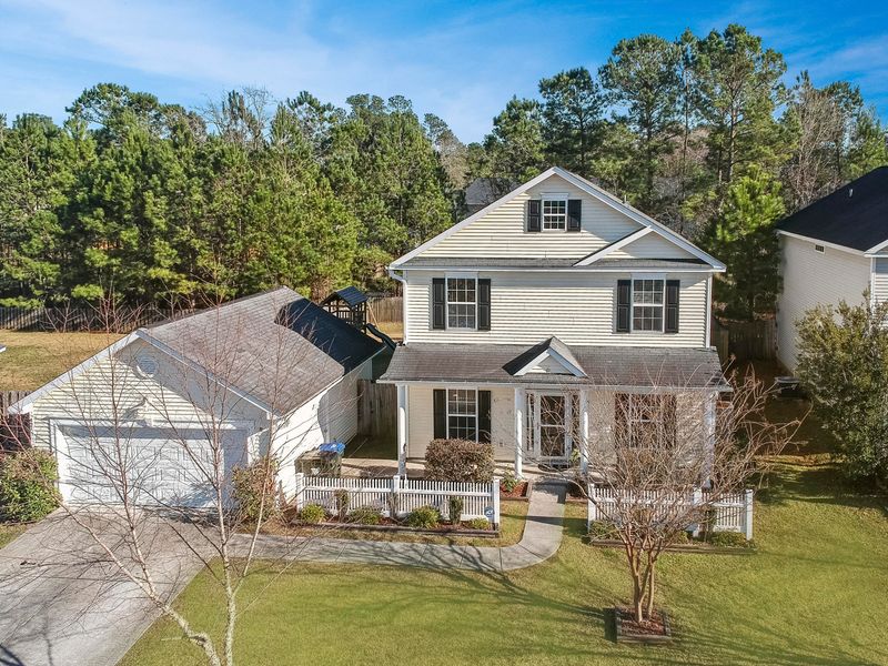 407 Seneca River Dr, Summerville, SC 29485