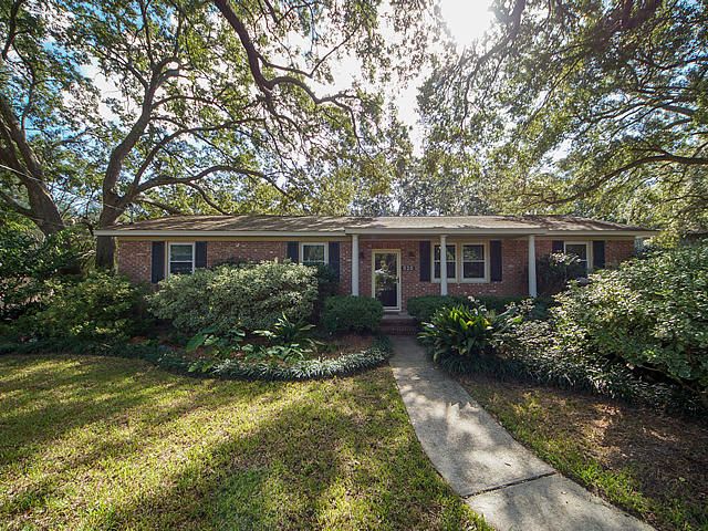 828 Joey Cir, Charleston, SC 29412