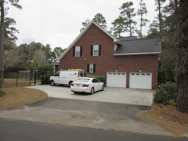 201 Parkwood Dr, Summerville, SC 29483