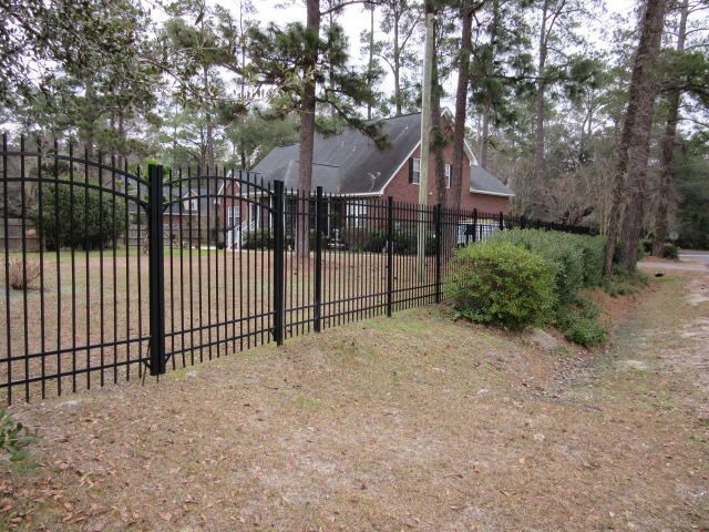201 Parkwood Dr, Summerville, SC 29483