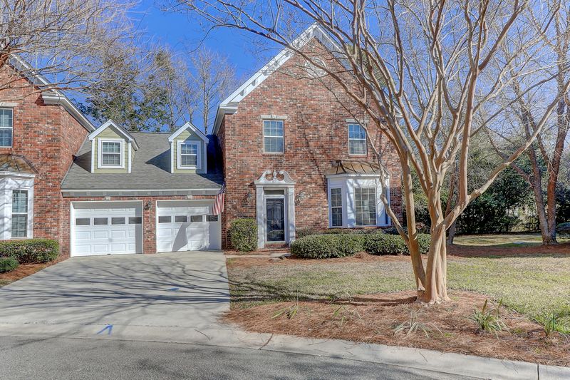 808 Natchez Cir, Mount Pleasant, SC 29464