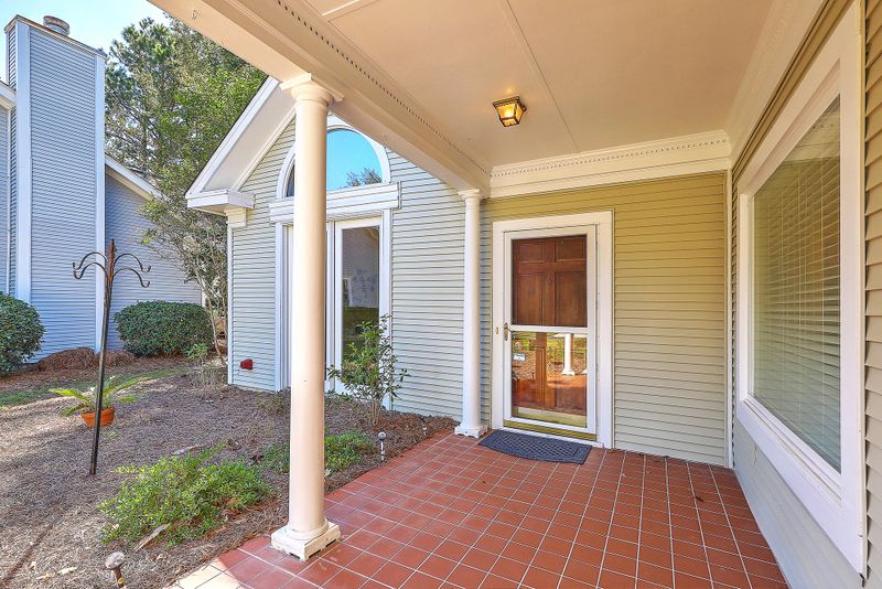 9121 Lafayette Ct, North Charleston, SC 29406