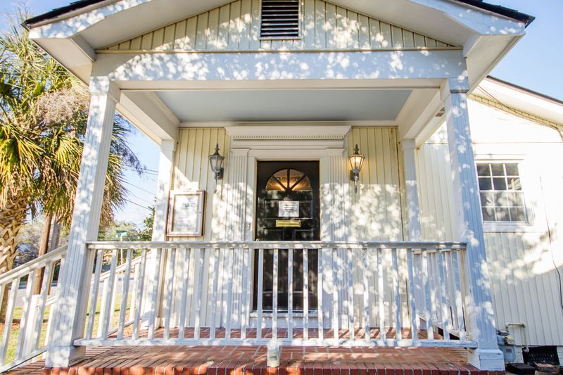 2133 Dorchester Rd, North Charleston, SC 29405