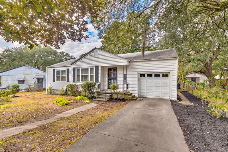 5623 Meadow Ave, North Charleston, SC 29406