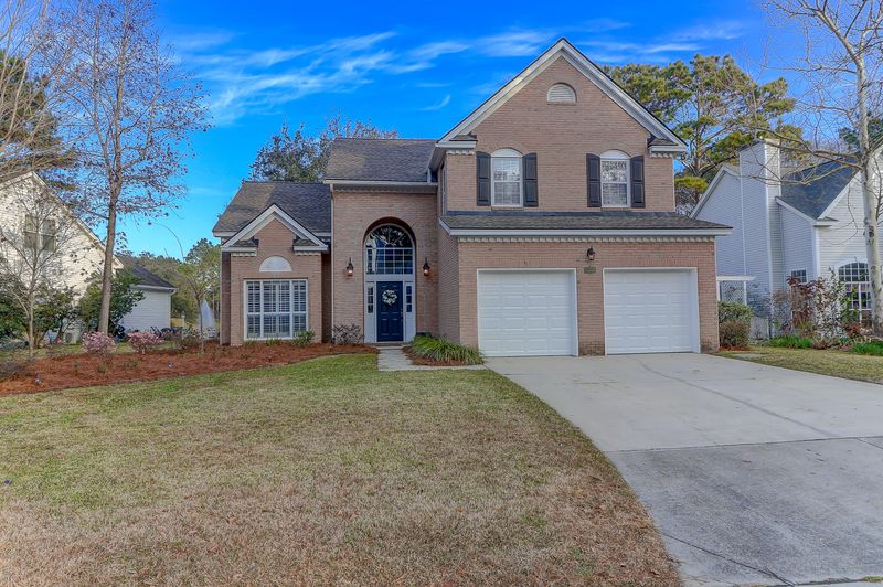 556 Tea House Ln, Mount Pleasant, SC 29464