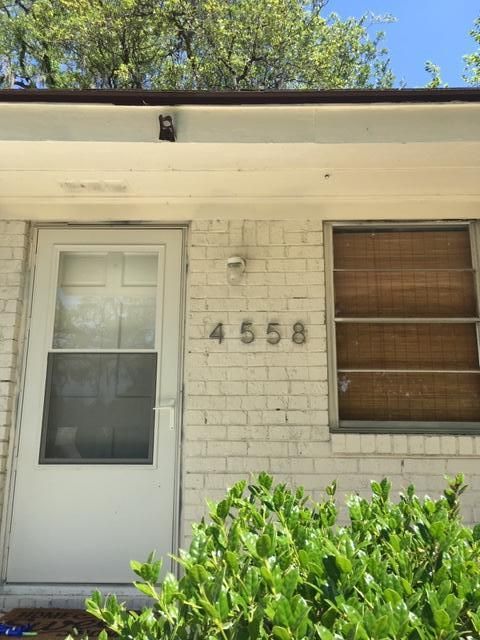 4556 Oakwood Ave, North Charleston, SC 29405