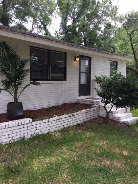 4556 Oakwood Ave, North Charleston, SC 29405