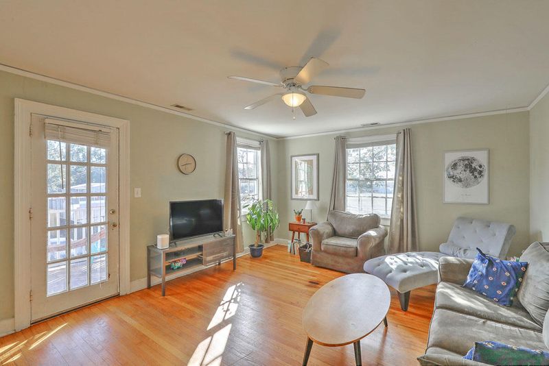 28 Addlestone Ave, Charleston, SC 29403