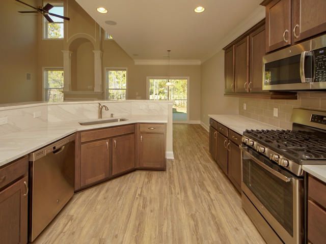 550 Wynfield Forest Dr, Summerville, SC 29485