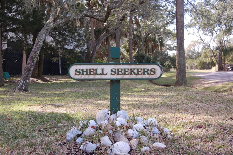 21 Planters Retreat #8, Edisto Island, SC 29438