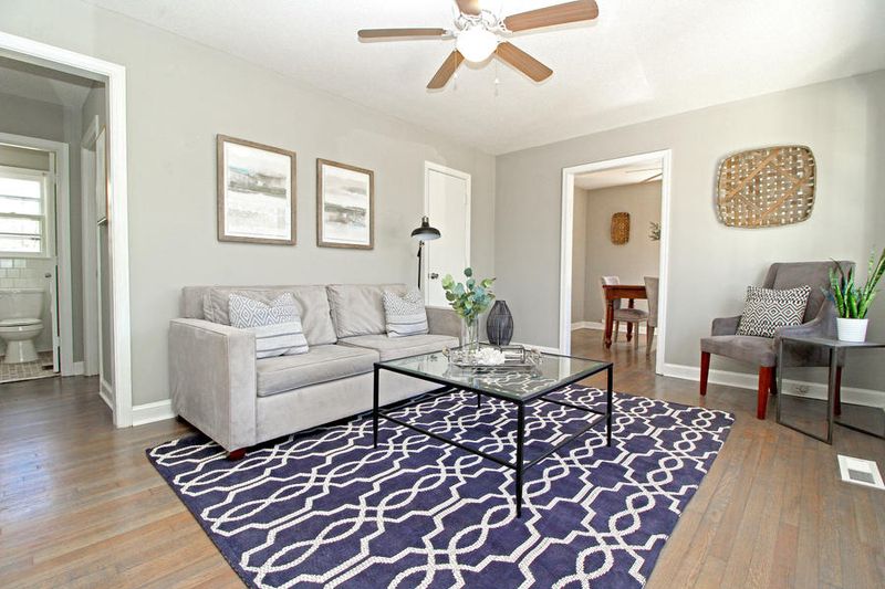 500 Hansford Dr, Goose Creek, SC 29445