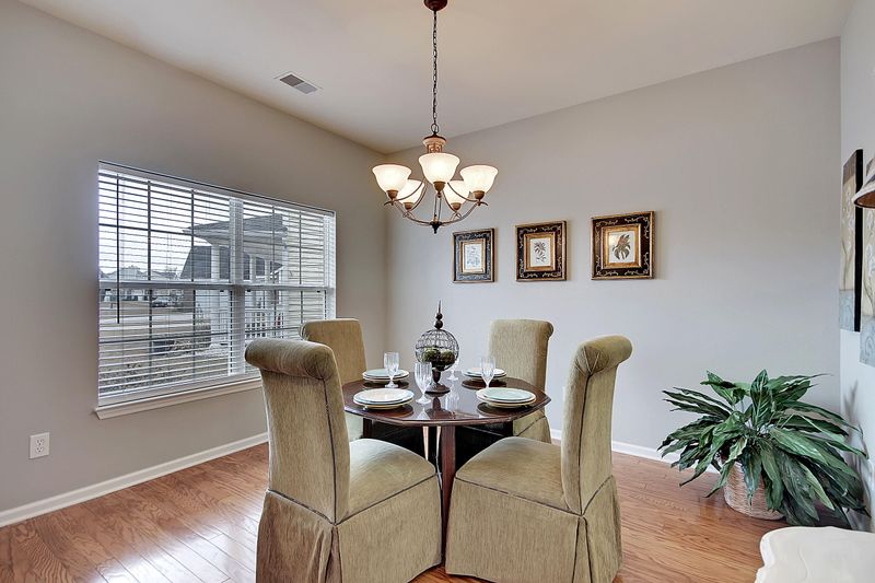 813 Bent Hickory Rd, Charleston, SC 29414