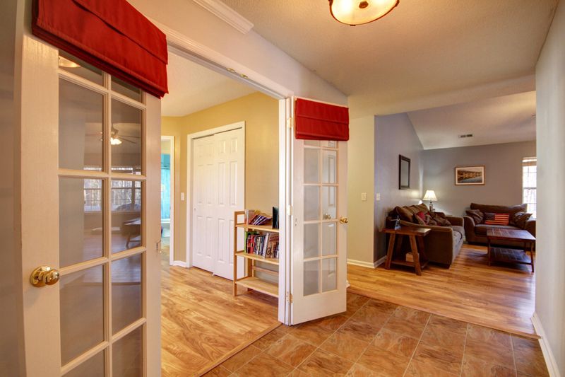 442 Ashburton Dr, Goose Creek, SC 29445